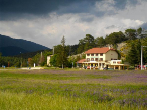  Le Relais de l'Artuby  Серанон